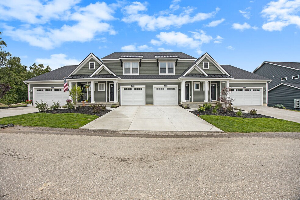 1760 Julienne Ct SW unit 38120758, Byron Center, MI 49315 - photo 1