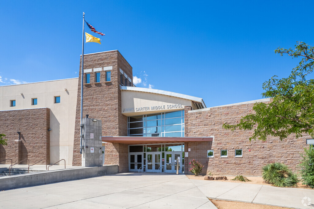 Fostering a dynamic learning environment at Jimmy Carter Middle School in Albuquerque.