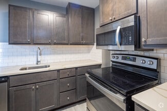 5305 Delmar Blvd, Saint Louis, MO 63112
