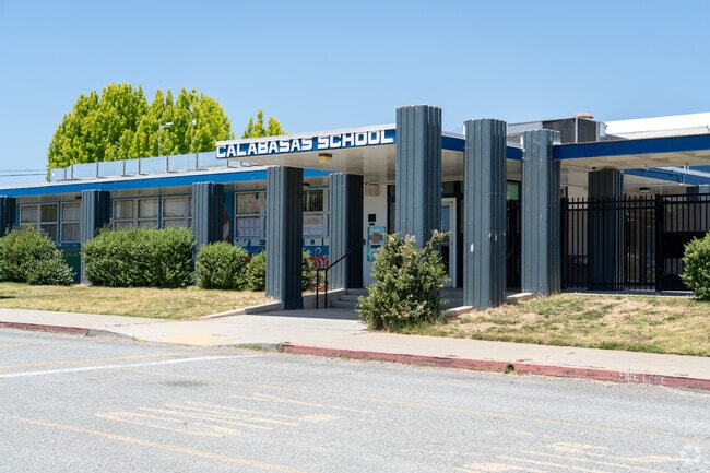 Calabasas Elementary School offers a nurturing environment for young learners.