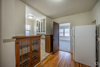 1572 Portland Ave, Saint Paul, MN 55104