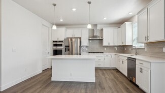 1860 Chaffee Crest Dr, Berthoud, CO 80513