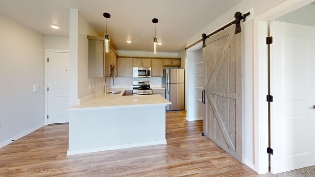 1 Bed/1 Bath Kitchen (1100-34)