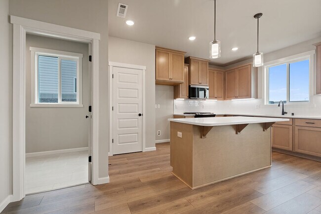 492 Snowgrass Ave, West Richland, WA 99353 - photo 6