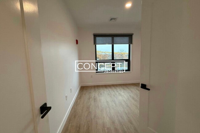 190 Gardner St unit 103, Boston, MA 02132 - photo 3