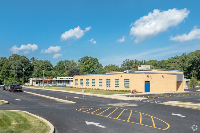The courses at Haines Elementary School encourage critical thinking and creativity.