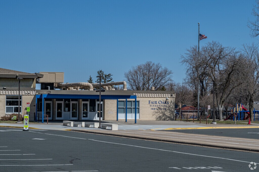 Fair Oaks Elementary School is part of the Osseo Area School District.