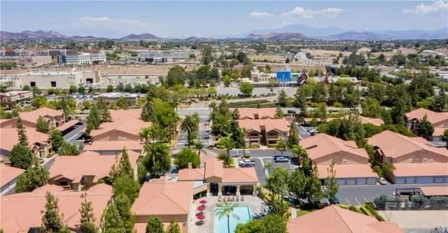 24909 Madison Ave unit 1212, Murrieta, CA 92562 - photo 3