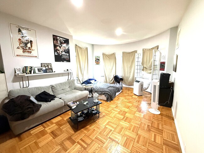 923 Beacon St unit 3, Boston, MA 02215 - photo 2