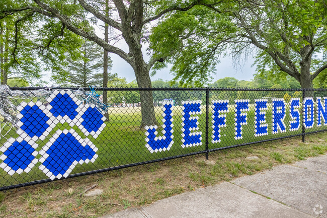 Jefferson Elementary School in Cold Spring Harbor is showing some school spirit.