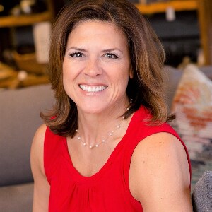 Lynn Moolic