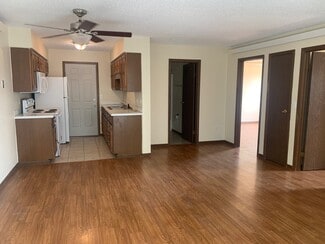 305 11th Ave W Unit 3, Williston, ND 58801