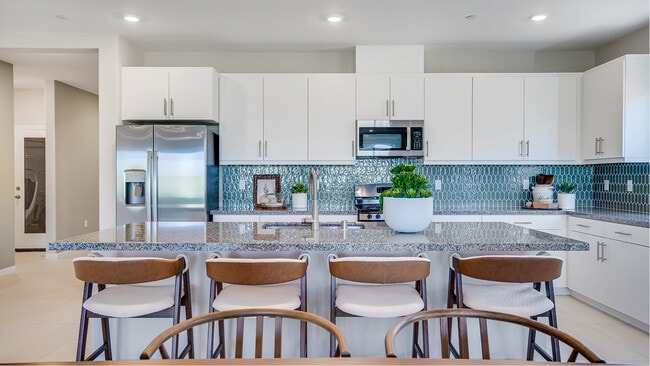 17499 Crabtree Meadows, Hesperia, CA 92345 - photo 3