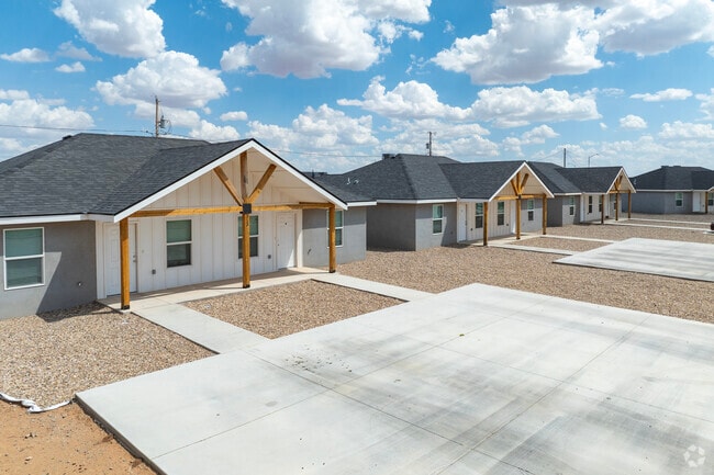 New construction homes ready for new residents in Mauldin.
