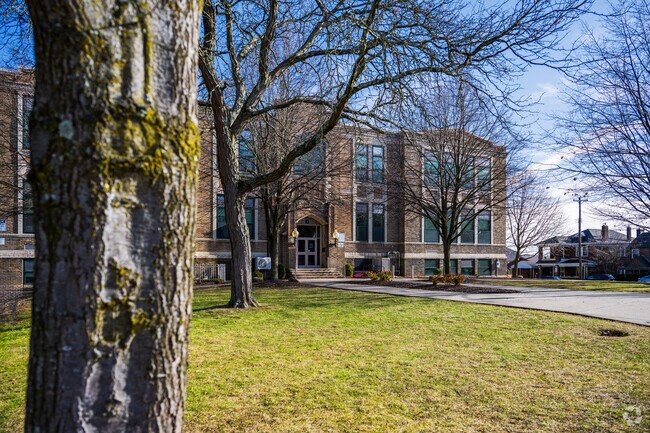 Elroy Avenue Elementary School has an overall grade of B- according to Niche.