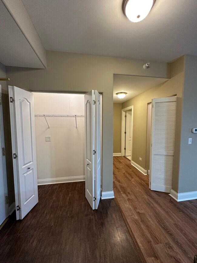 5N426 Rohlwing Rd unit 1, Itasca, IL 60143 - photo 5