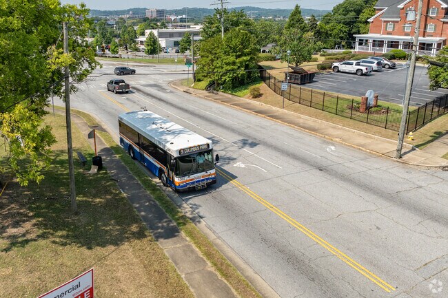 East Highlands has multiple METRA bus stops throughout the neighborhood.