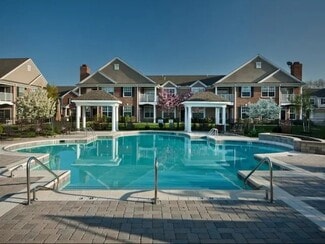 100 Crestwyck Cir, Mount Joy, PA 17552