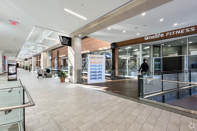 Ballston is walkable with paths that lead to stores and restaurants.