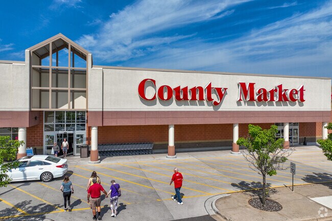 King's County Market is the local grocery option for Saint Francis residents.