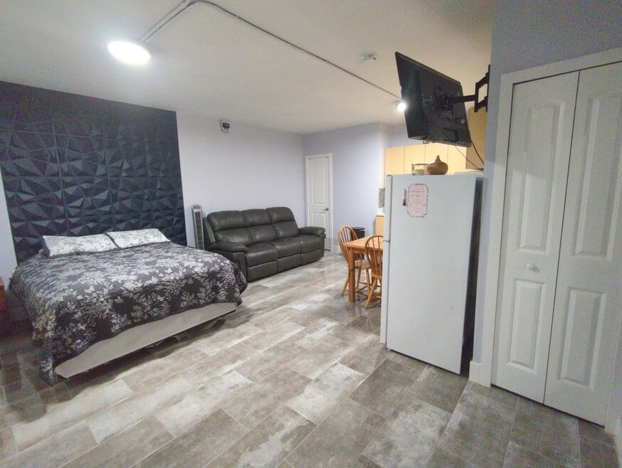 901 SW 103rd Ct unit Studio Apt, Miami, FL 33174 - photo 1