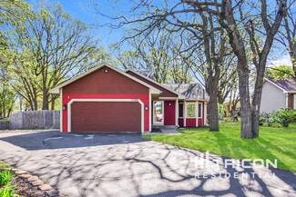 13509 Jay St NW, Andover, MN 55304