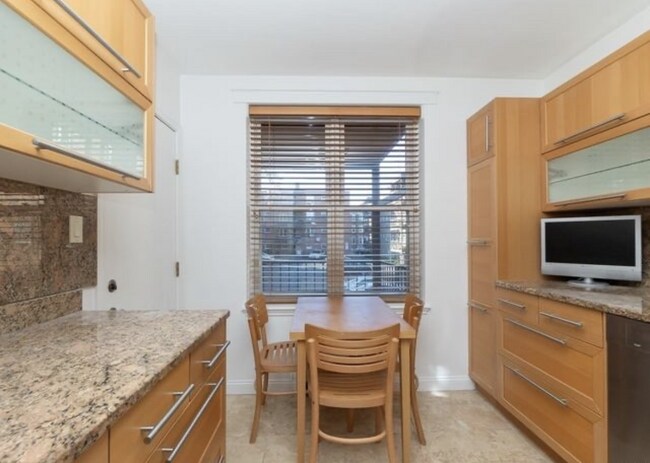 60 Sutherland Rd unit 4, Brighton, MA 02135 - photo 4