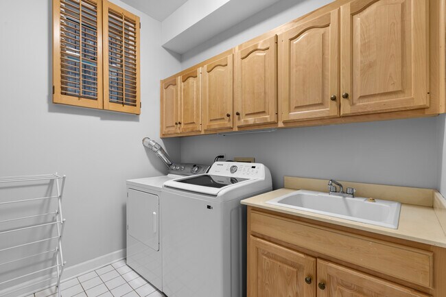 2725 N Magnolia Ave unit 1, Chicago, IL 60614 - photo 5