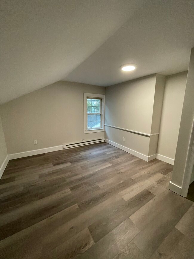 16 Crompton St unit 1, Worcester, MA 01610 - photo 7