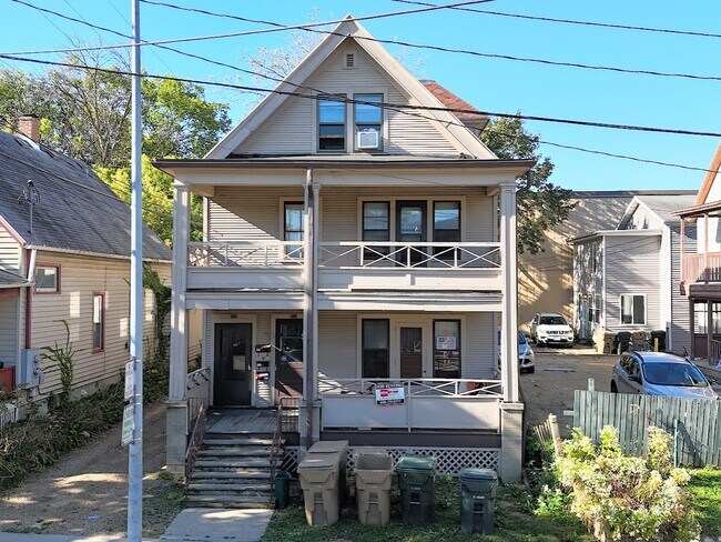 108 S Bassett St unit 1, Madison, WI 53703 - photo 2
