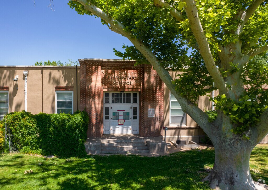 Zia Elementary School Rankings, Reviews & Demographics