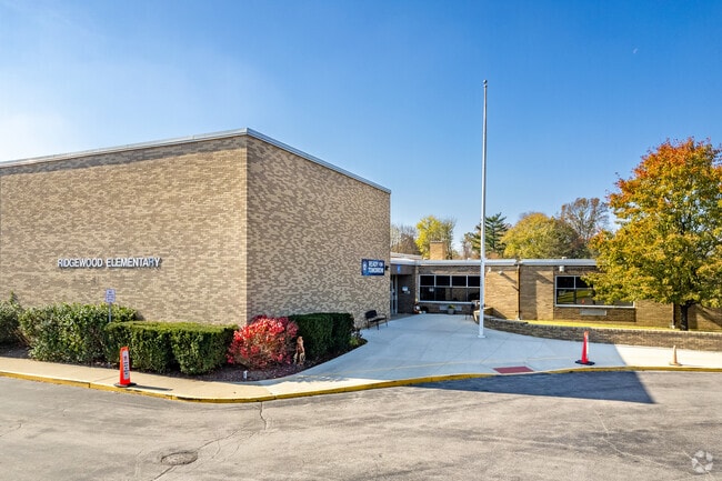 Ridgewood Elementary School serves Highpoint-Glen students in pre-K through fifth grade.