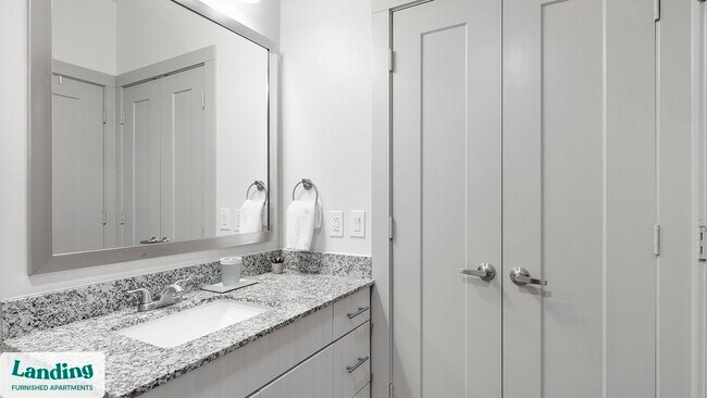 3383 Cedarplaza Ln unit 2215.1410833, Dallas, TX 75235 - photo 6