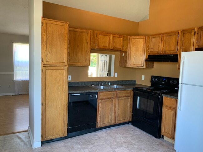 115 Rough River Run, Georgetown, KY 40324 - photo 3