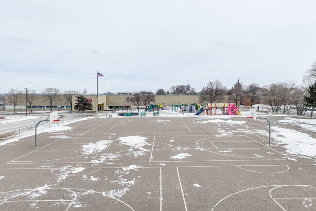 At Capitol Hill Magnet, 68% of students scored at or above the proficient level for Reading.