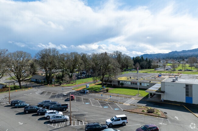 Grant Watts Elementary School 03