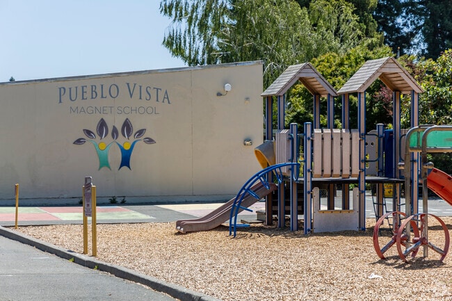 Pueblo Vista Elementary serves grades K-5.