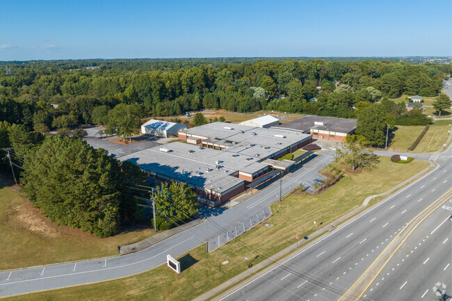 Building a community of lifelong learners is the vision of Beaver Ridge Elementary School.