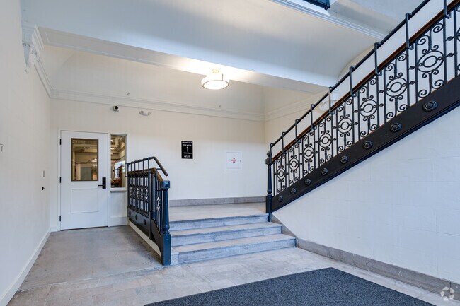 Twelve22, Saint Paul, MN 55104 - photo 4