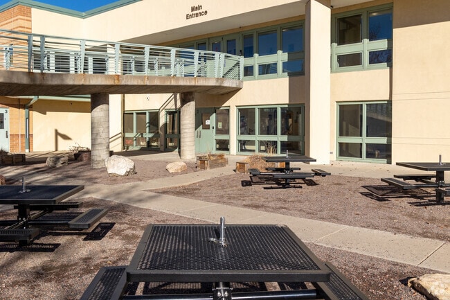 Polton Community Elementary School