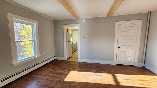 82 Main St unit Apartment 4, Woolwich, ME 04579 - photo 3
