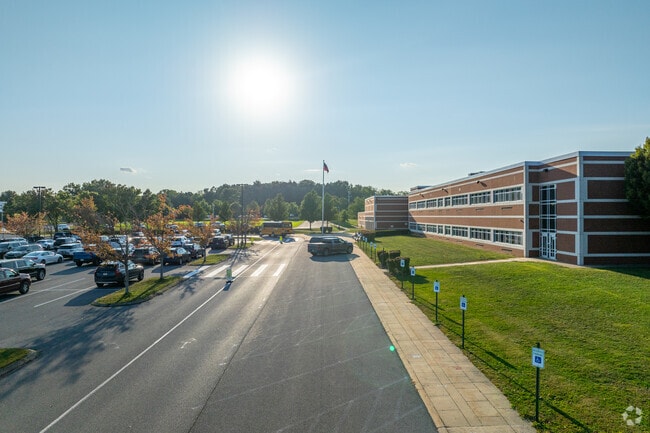 Mount Nittany Middle School has a student to teacher ratio of 11 to 1.