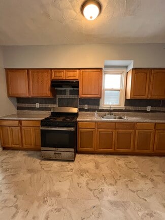 97 Wilkinson Ave Unit 2F, Jersey City, NJ 07305