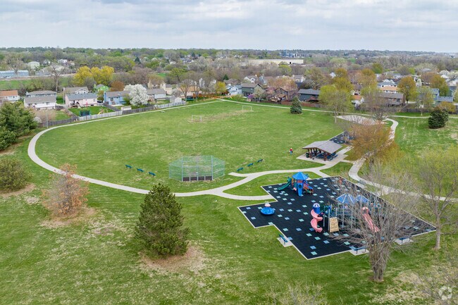 Rock Creek Road Park has well maintained paths for walking.