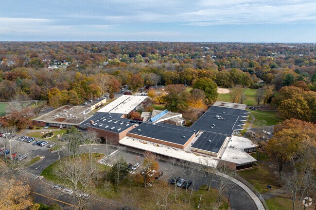The Roxbury School serves students grades K through 5.