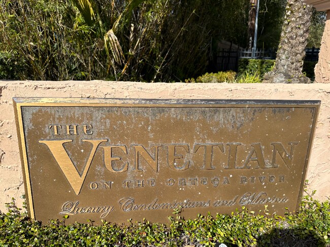 5375 Ortega Farms Blvd unit 701, Jacksonville, FL 32210 - photo 2