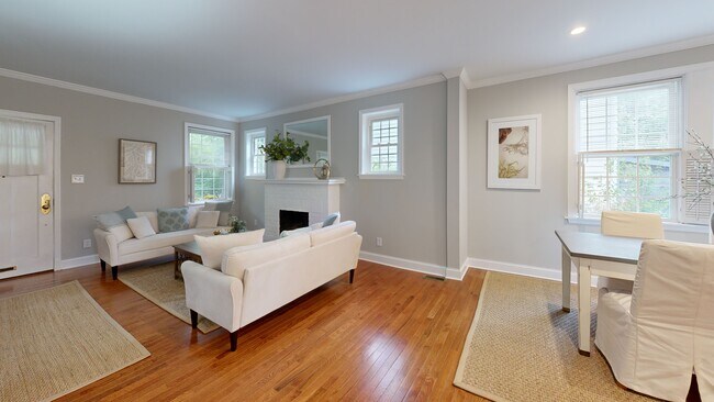 710 Anneslie Rd, Baltimore, MD 21212 - photo 2