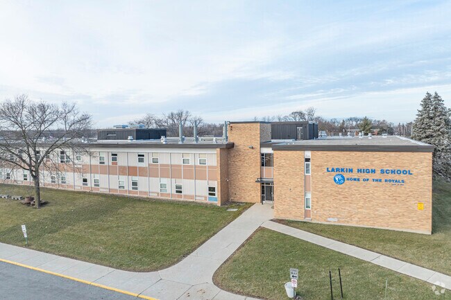 Larkin High School is a highly rated school in Elgin.