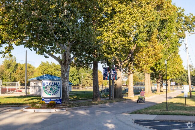 Head over to Roxana Community Park District for baseball, disk golf, and more!