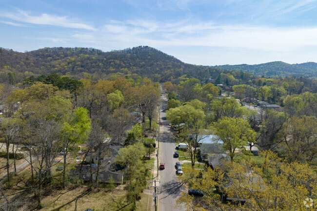 Discover Brown Springs, a peaceful suburb nestled just outside Birmingham.